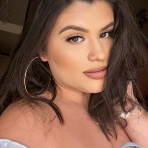 Meet your Posher, Aliyah